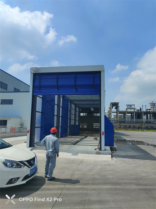 山東龍門式洗車機(jī) 山東龍門式洗車機(jī)